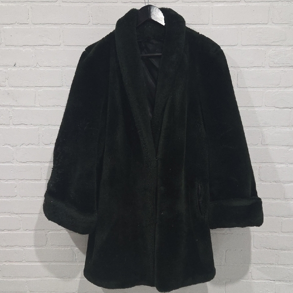 Jackets & Blazers - Vintage Green Faux Fur Coat